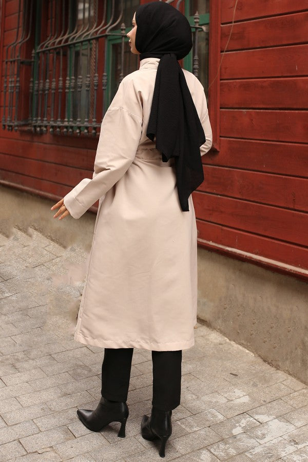 Trenchcoat mit Gummischleife und Knöpfen / Stein