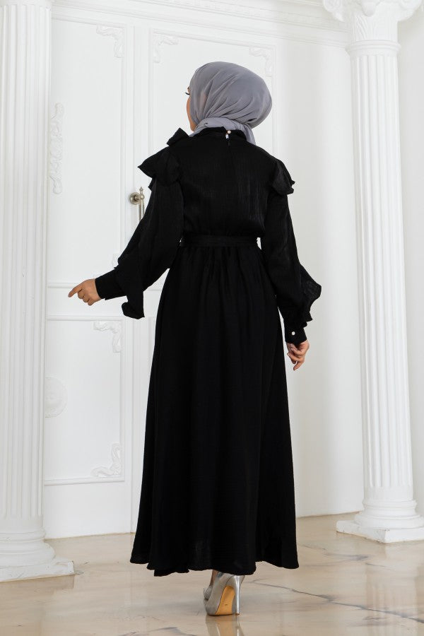 Kleid mit Firfir-Detail und Gürtel / Schwarz