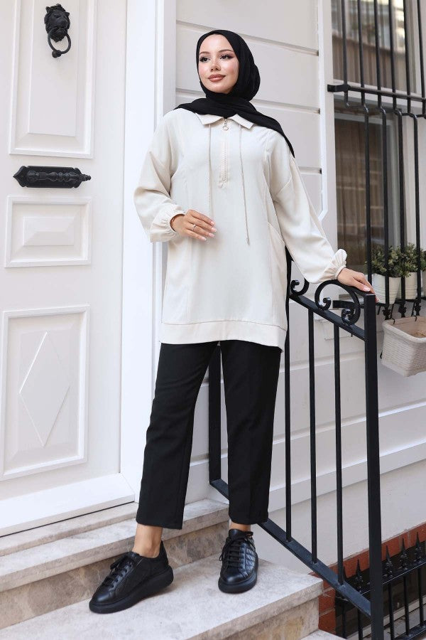 Tunika mit Halbreißverschluss und Taschen / Beige