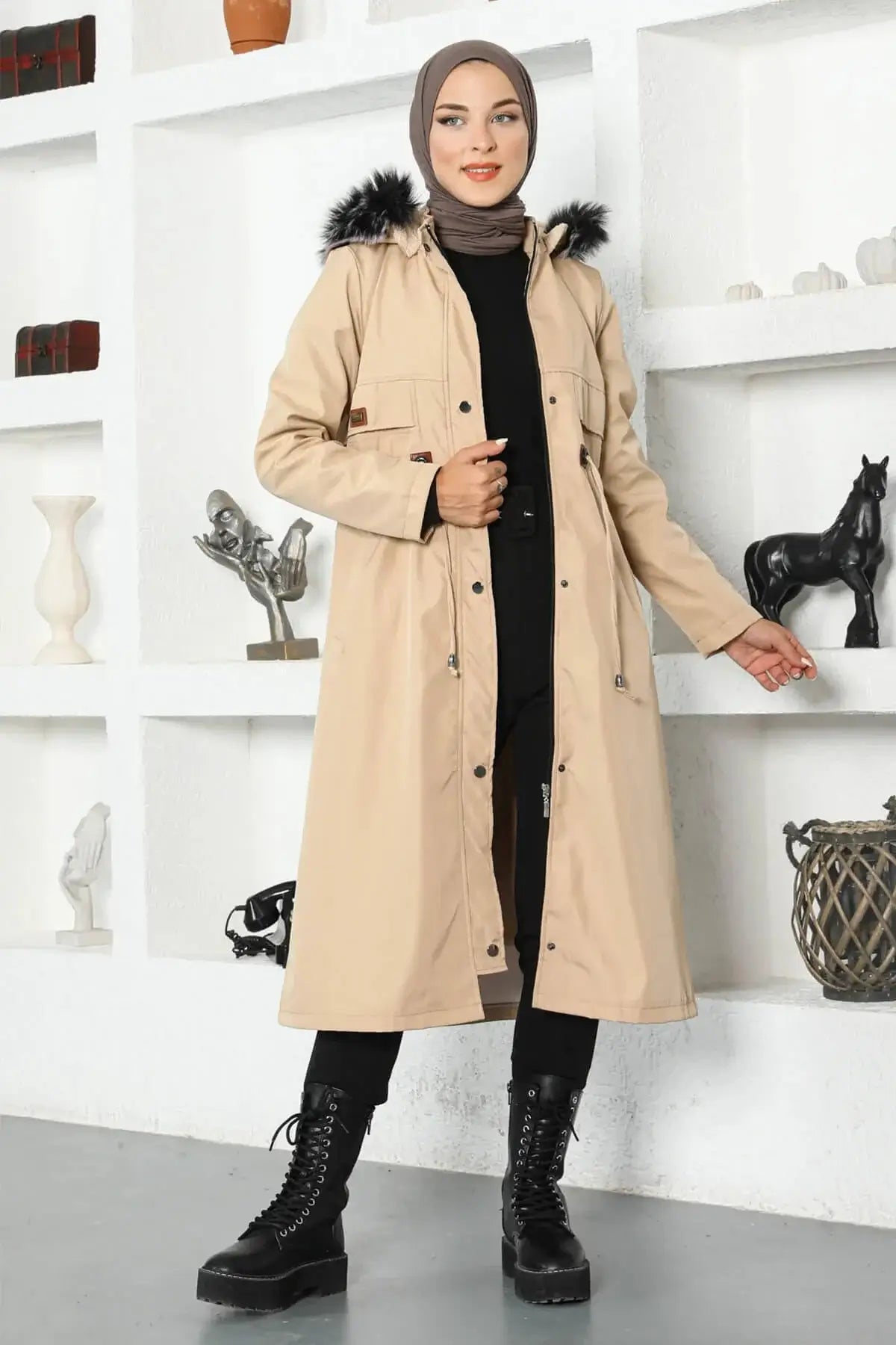 Taillengeschnürter Jacke mit Innenfutter / Beige