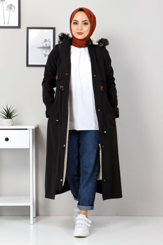 Taillengeschnürter Jacke mit Innenfutter / Schwarz