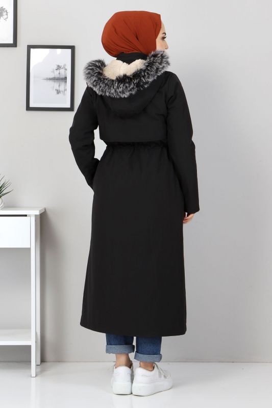 Taillengeschnürter Jacke mit Innenfutter / Schwarz