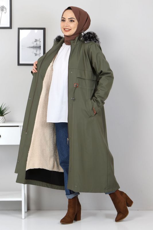 Taillengeschnürter Jacke mit Innenfutter / Khaki
