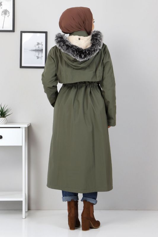 Taillengeschnürter Jacke mit Innenfutter / Khaki