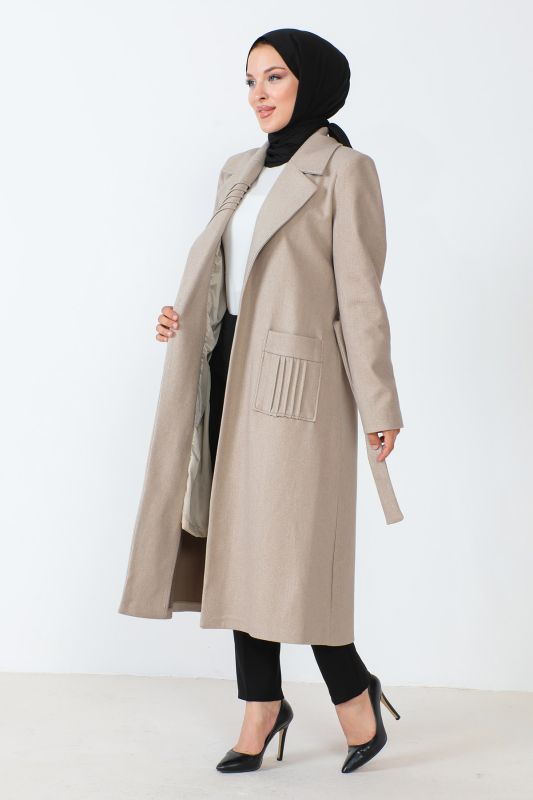 Kaschmirmantel mit Taschen und Gürtel / Beige