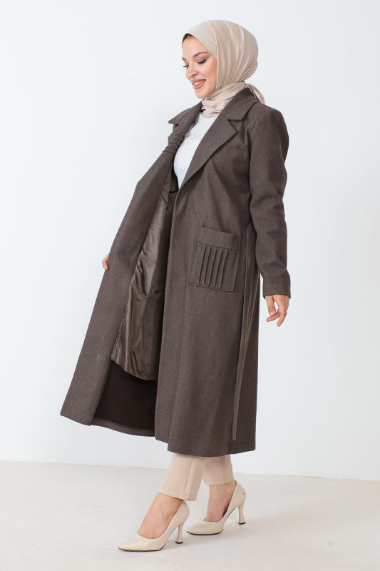 Kaschmirmantel mit Taschen und Gürtel / Braun