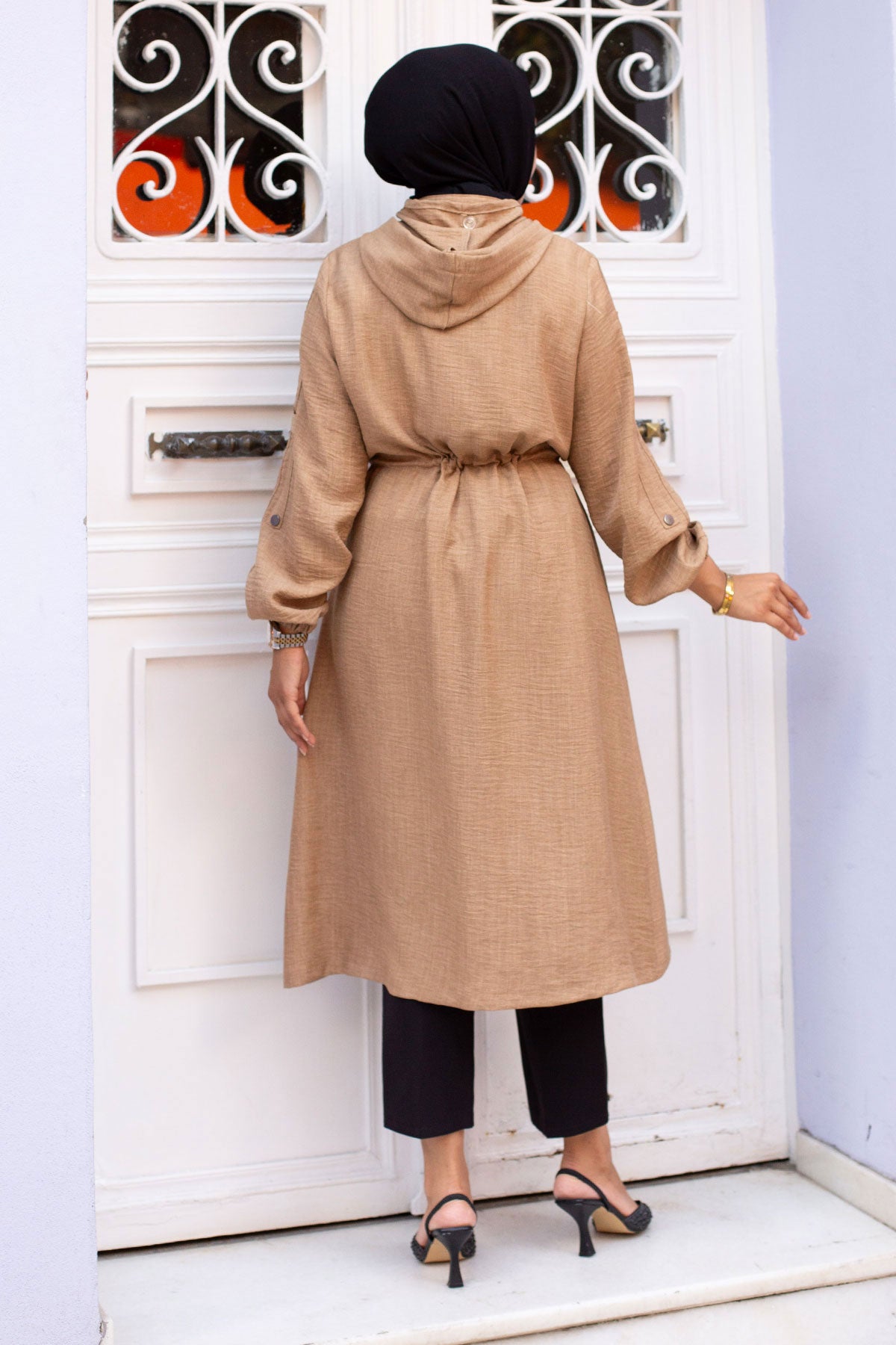 Oberteil mit Kordelzug und Kapuze / Vizon