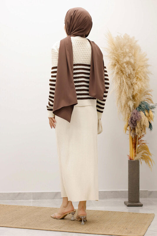 perforierte Strickjacke gestreift mit Knöpfen / Beige