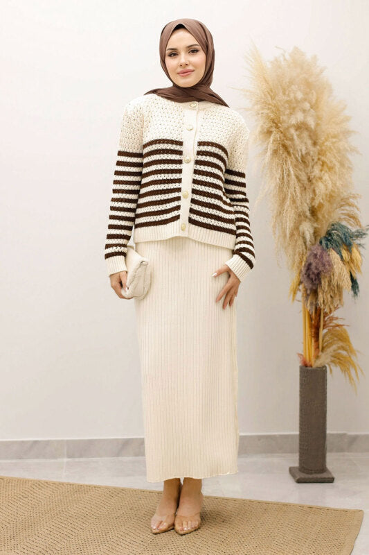 perforierte Strickjacke gestreift mit Knöpfen / Beige