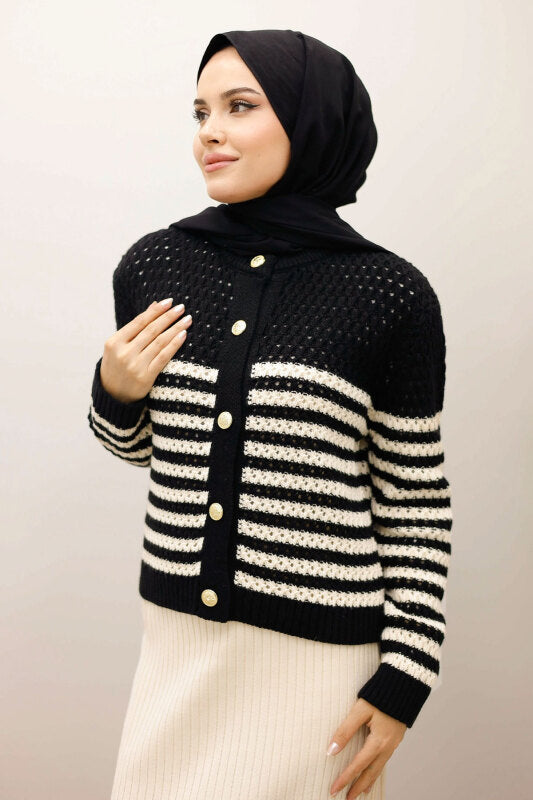 perforierte Strickjacke gestreift mit Knöpfen / Schwarz
