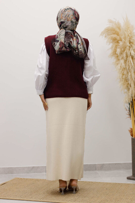 Strickweste mit Taschen und Knöpfen / Bordeaux