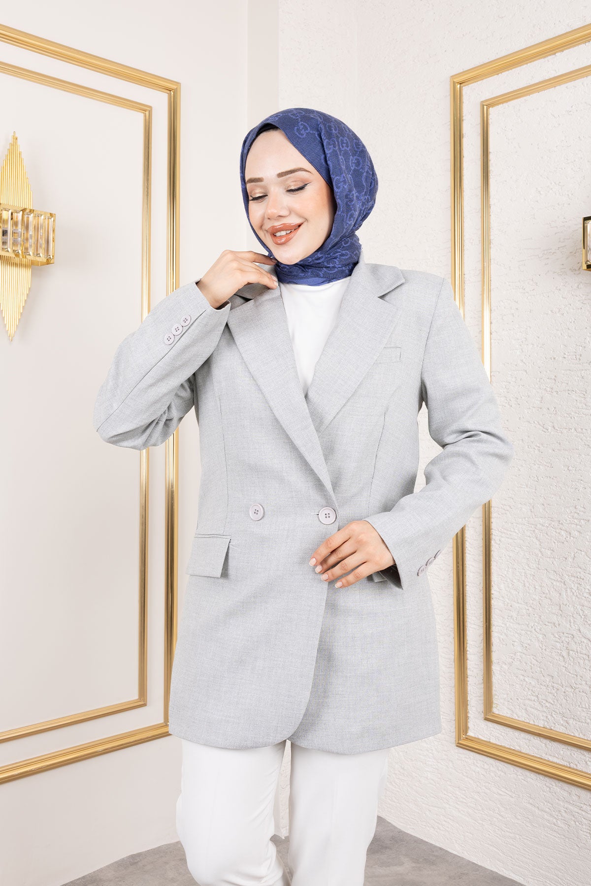 Blazer Regular mit zwei Knöpfen und Abdecktaschen / Hellgrau