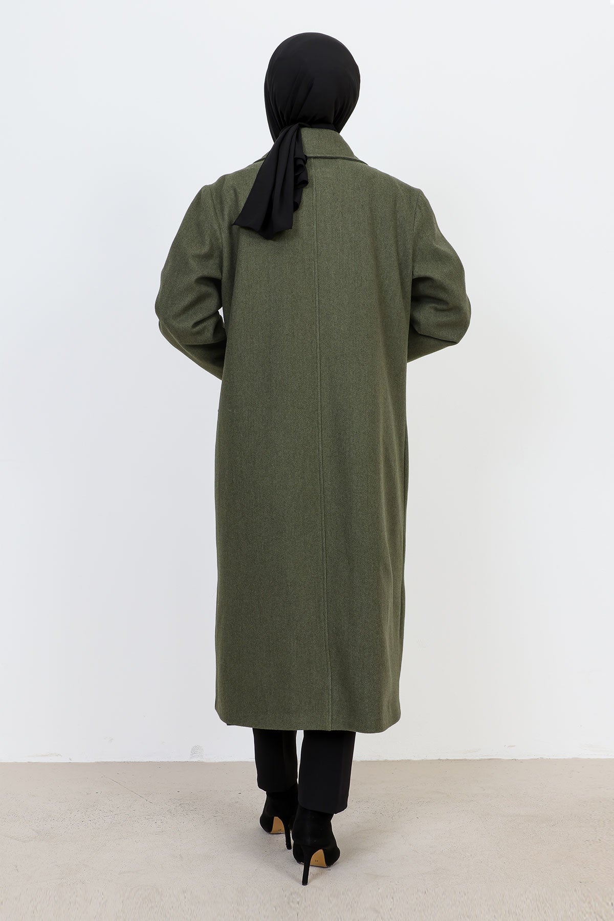 Kaschmirmantel mit Abdecktaschen / Khaki