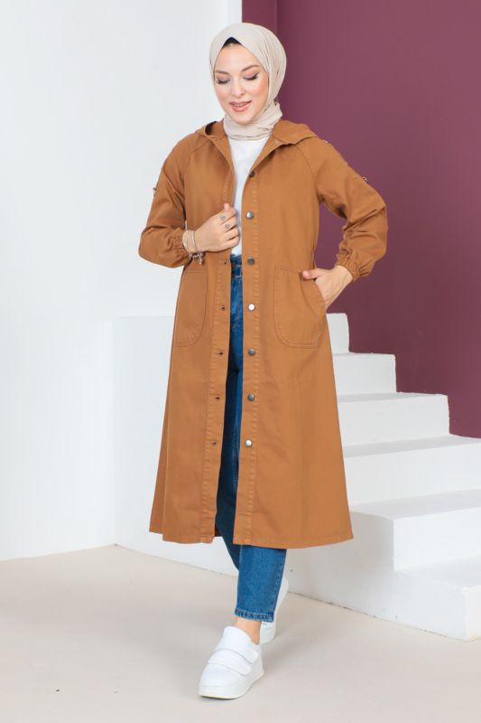 Jeansjacke lang mit Knöpfen und Kapuze / Camel