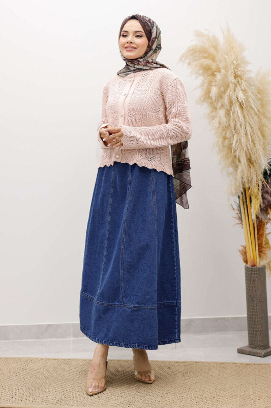 Strickjacke kurz mit Strickmuster und Knöpfen / Rosa