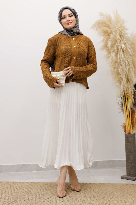 Strickjacke kurz mit Strickmuster und Knöpfen / Camel
