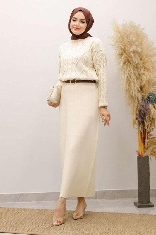 Strickpullover mit Flechtmuster / Beige
