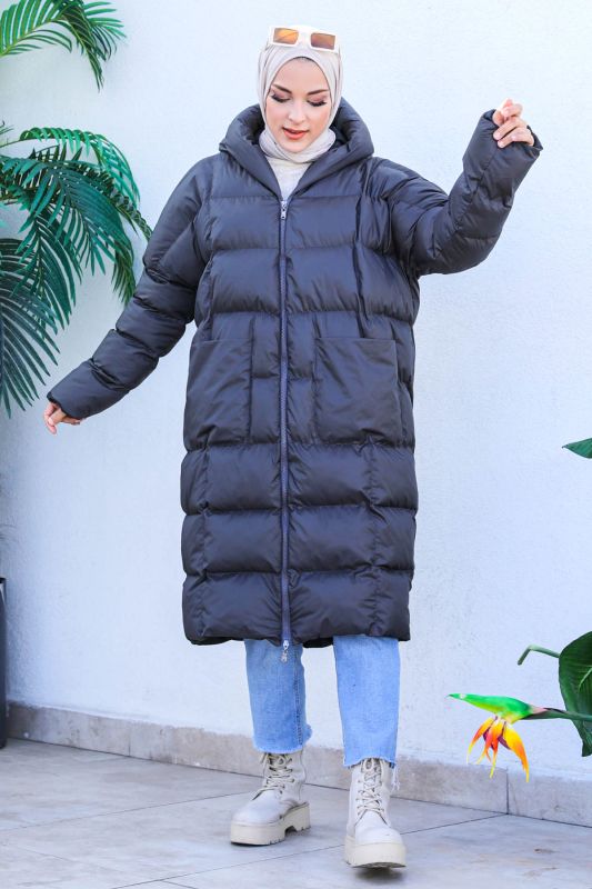 Puffer-Jacke mit Kapuze / Anthrazit