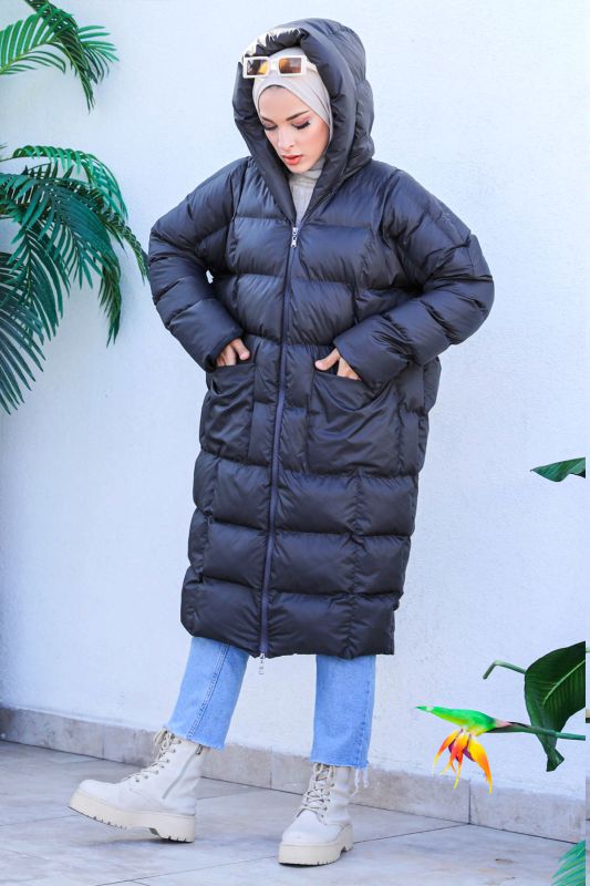 Puffer-Jacke mit Kapuze / Anthrazit