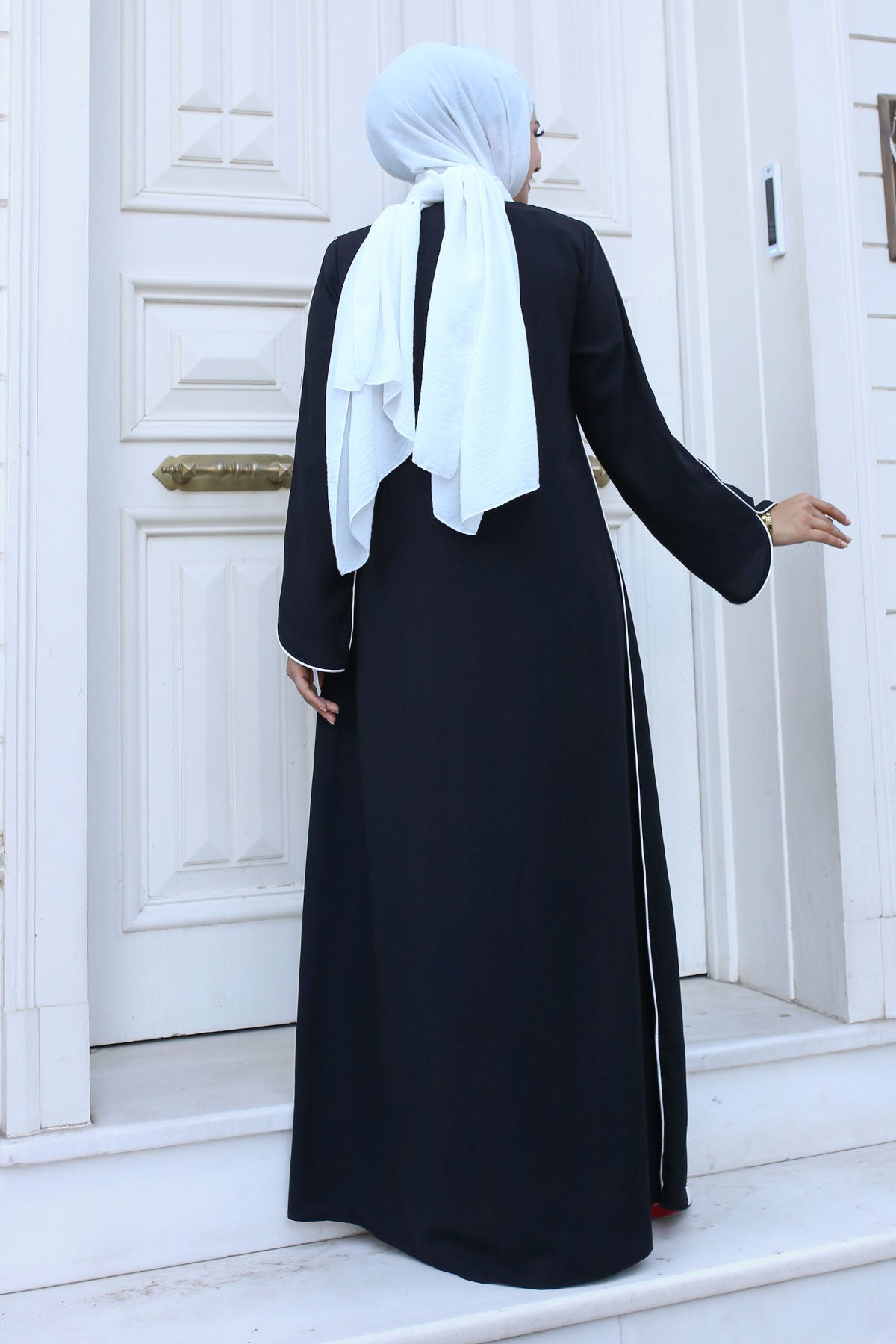 Ferace m. Paspeldetail u. Reißverschluss / Schwarz