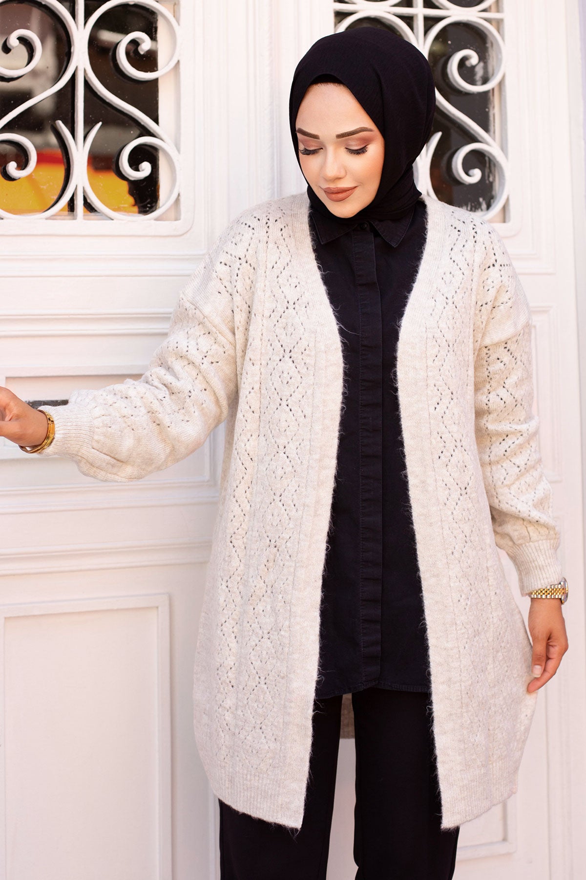 Strickjacke mit Rautenmuster / Beige