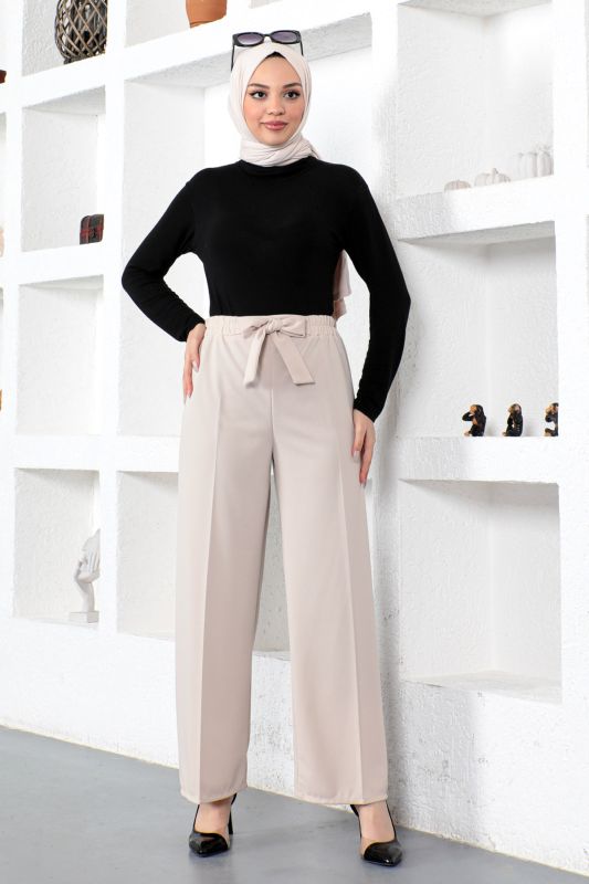 Weite Hose mit elastischer Taille / Beige