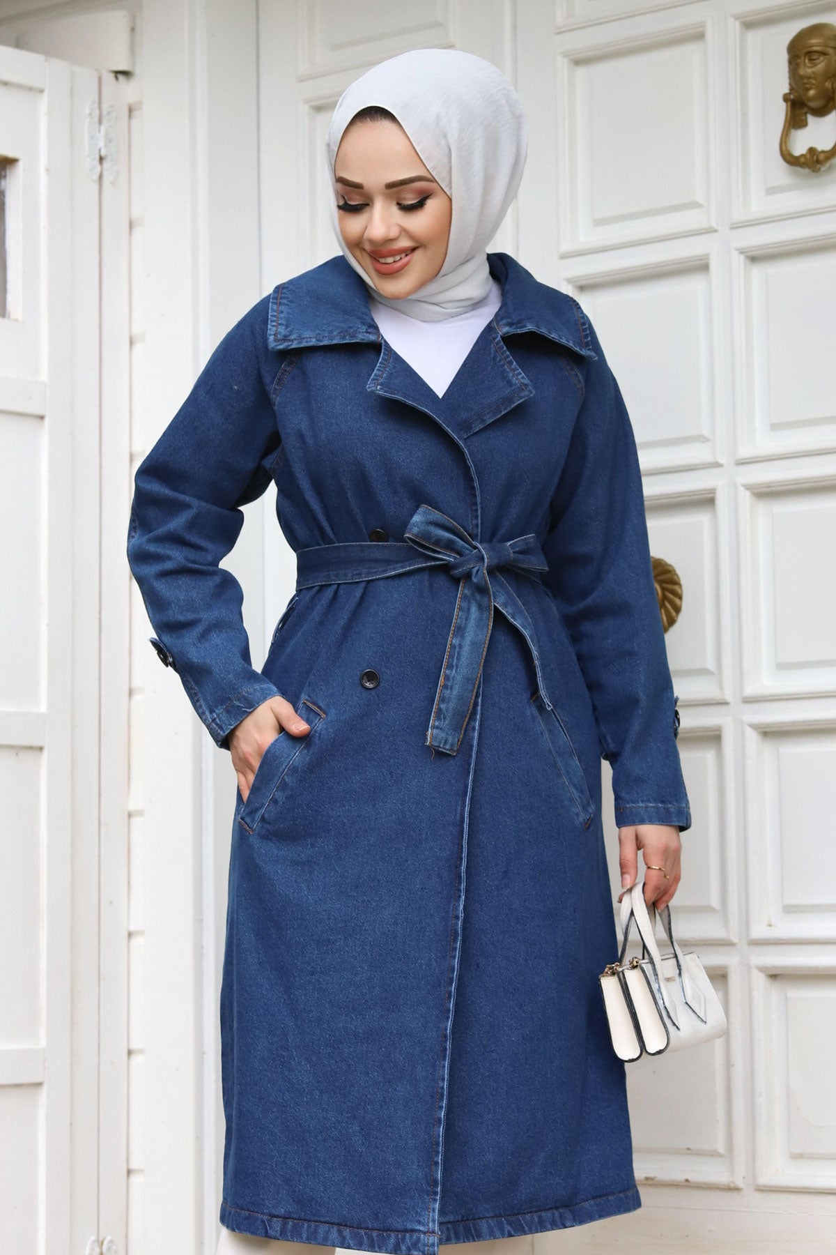 Jeanstrenchcoat mit Gürtel