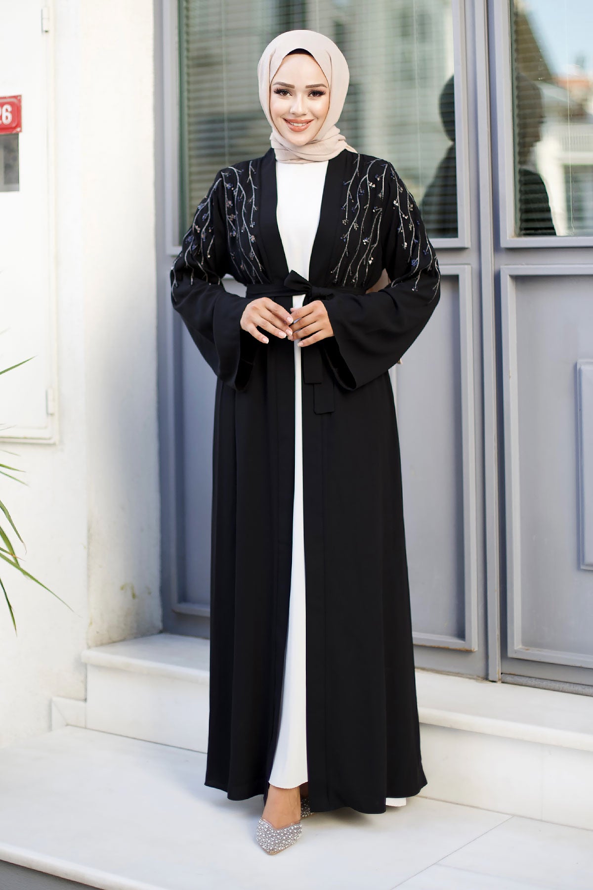 Abaya mit Astmuster / Schwarz